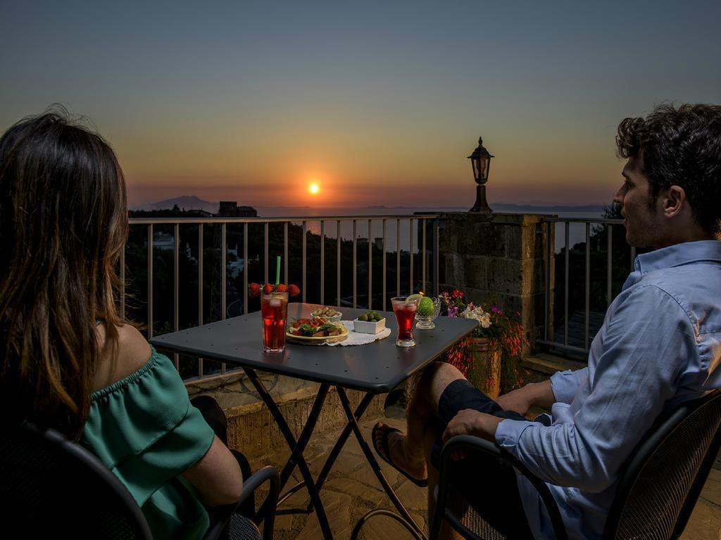 Villa Carolina Sorrento Private Heated Mini Pool And Sea View Exterior photo